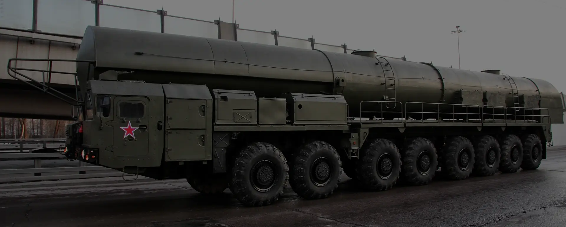 Заказать онлайн перевозку ракет военного назначения в селе Константиновское (Северо-Кавказский округ - Ставропольский край)  грузовой платформой